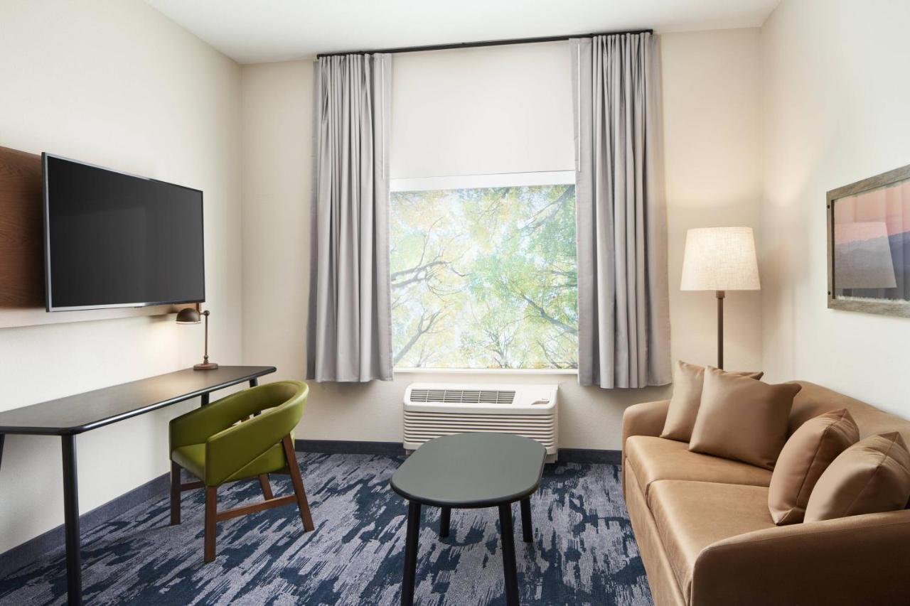 Hotel Fairfield & Tampa Riverview