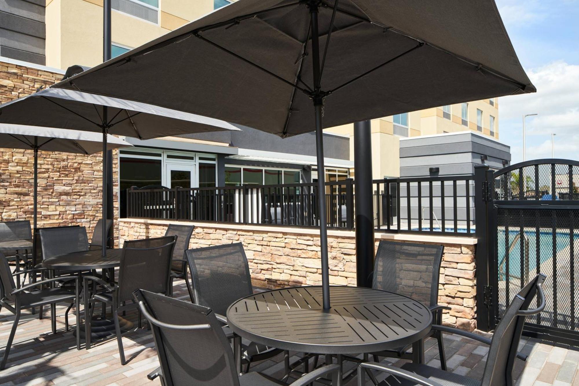 Fairfield & Tampa Riverview Hotel Riverview (Hillsborough County)